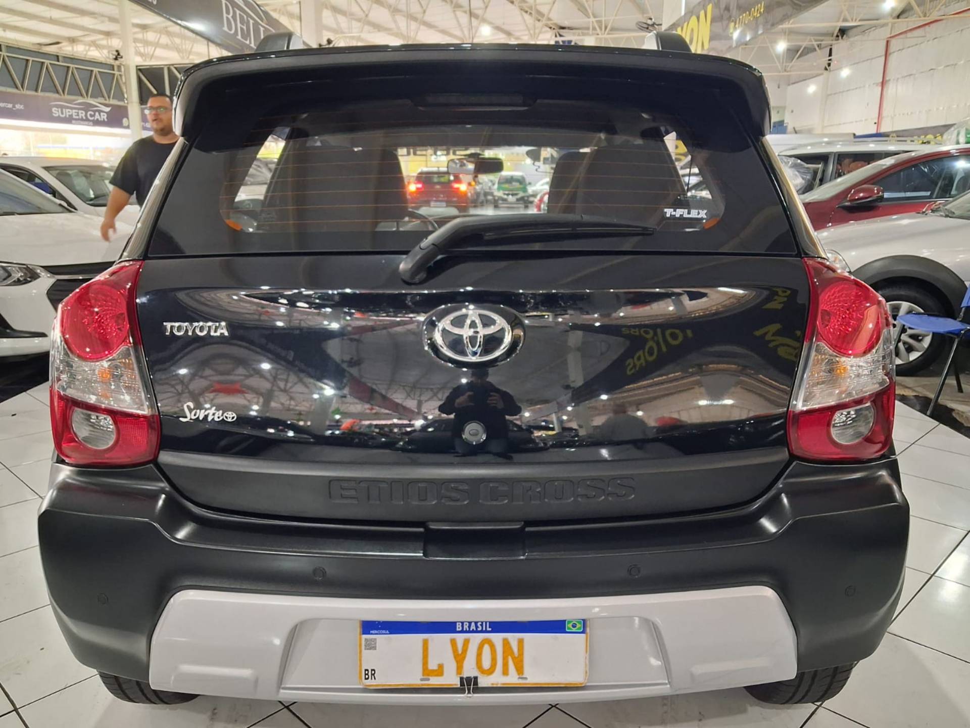 TOYOTA ETIOS CROSS