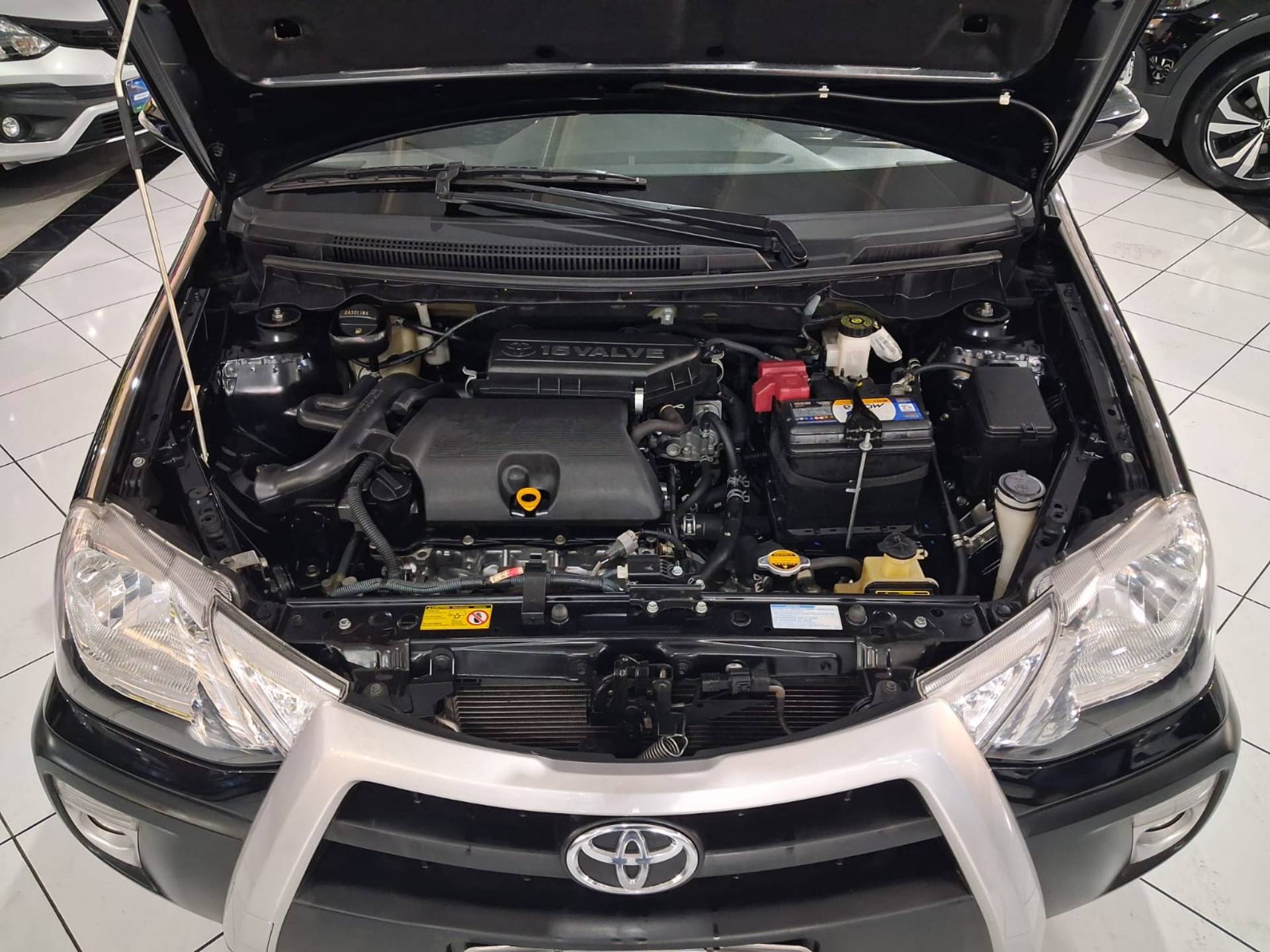 TOYOTA ETIOS CROSS