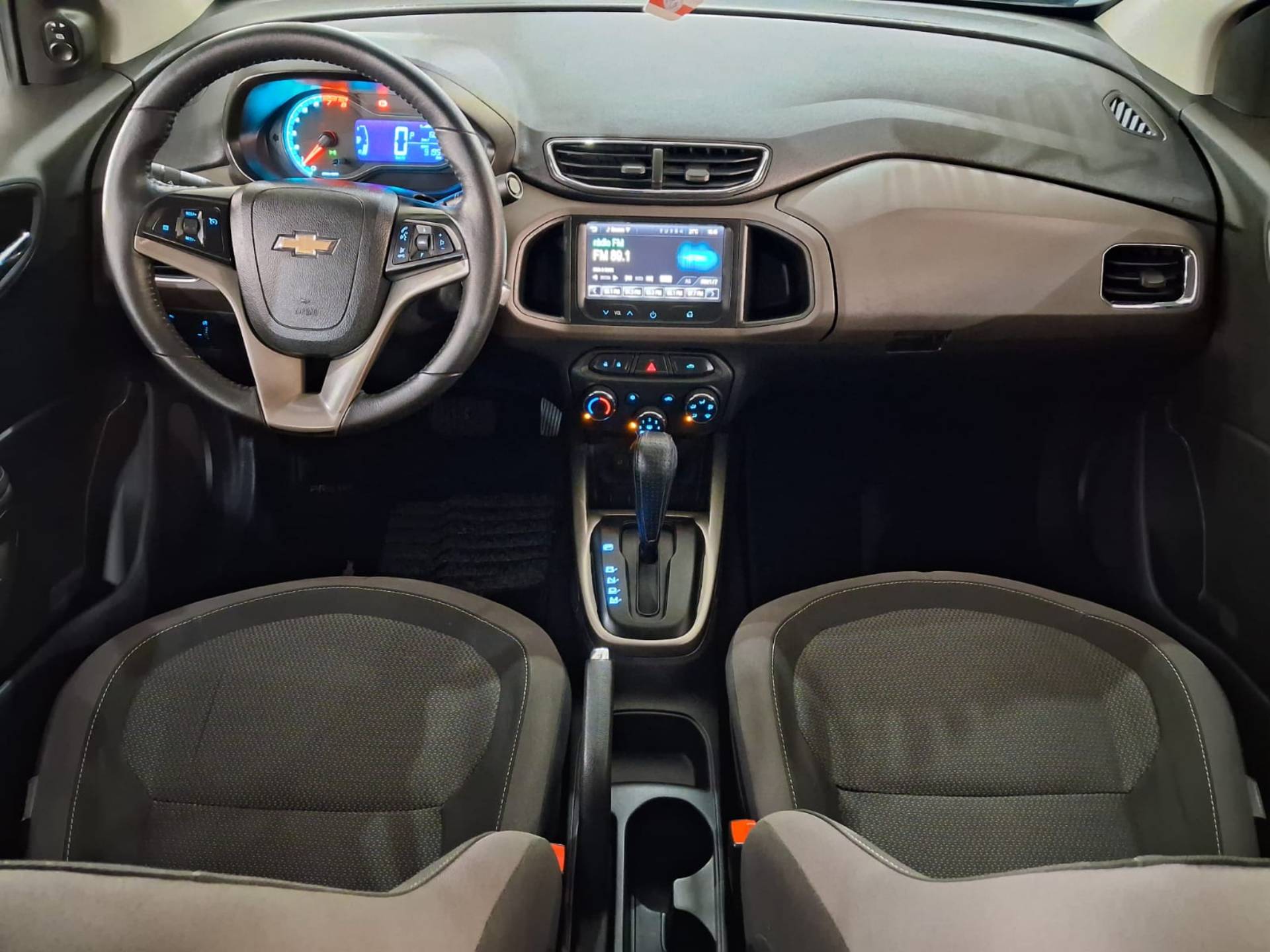 CHEVROLET PRISMA