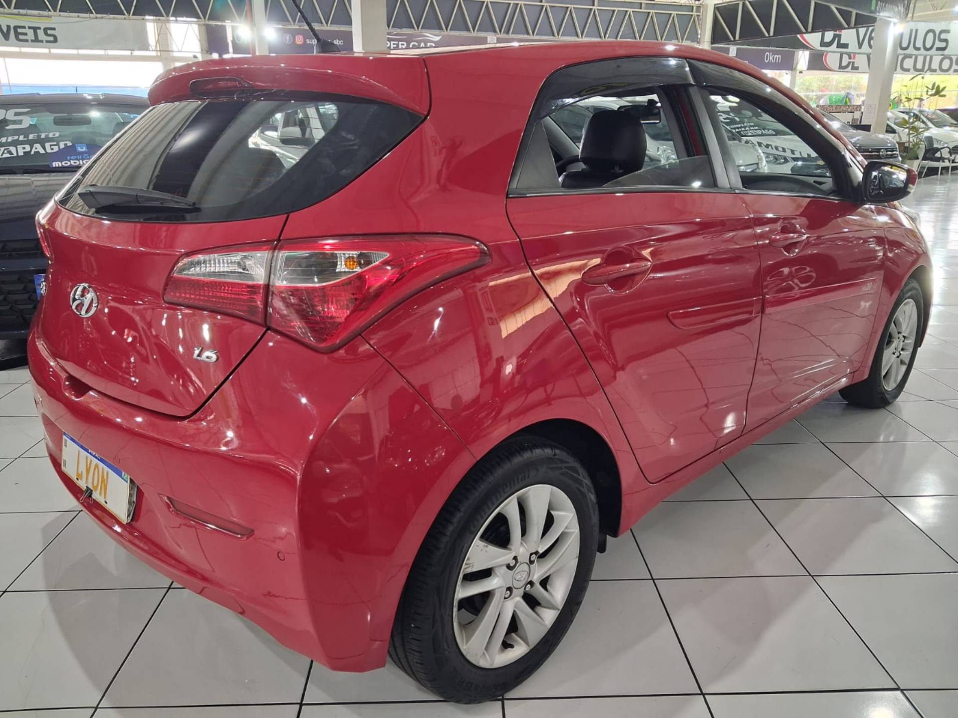 HYUNDAI HB20