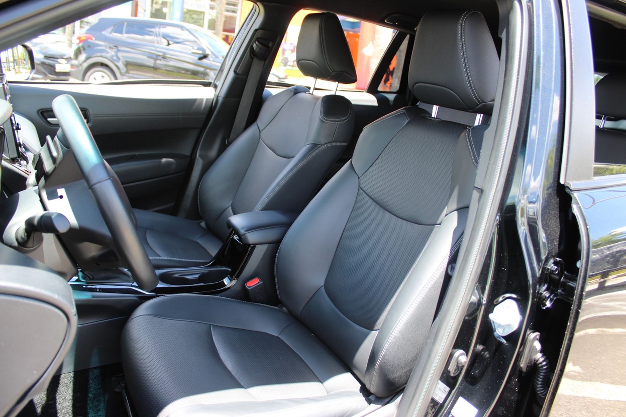 Car Image 9