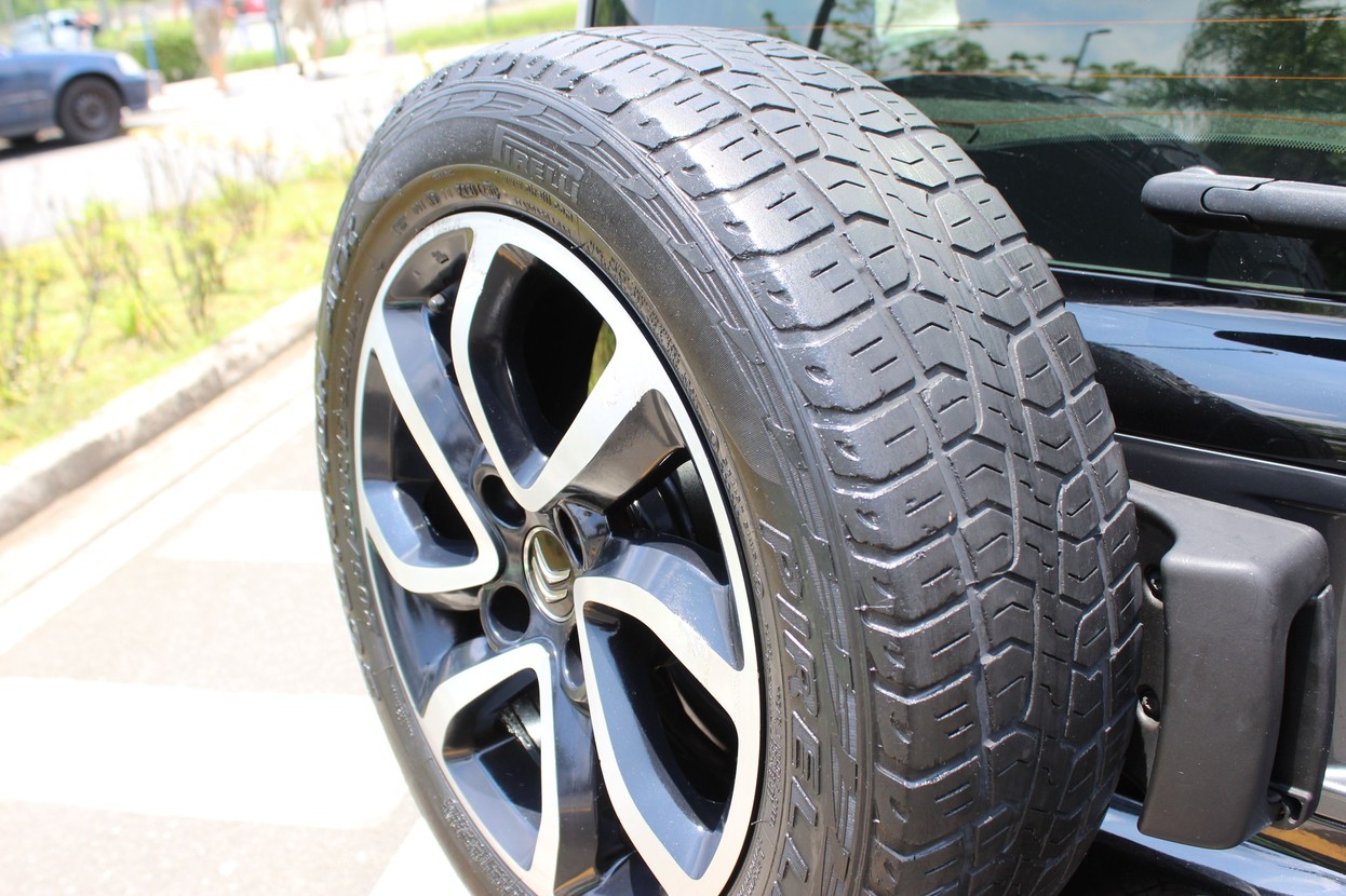 Car Image 13