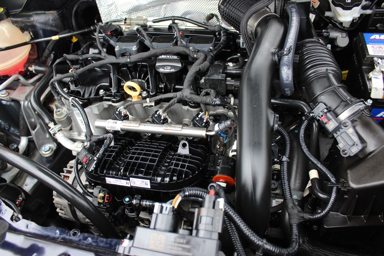 Car Image 12