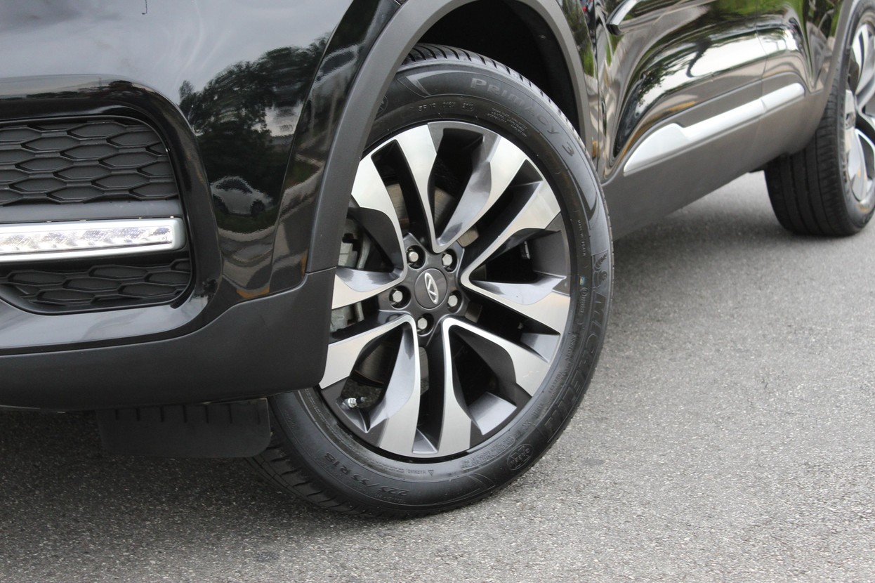 Car Image 18