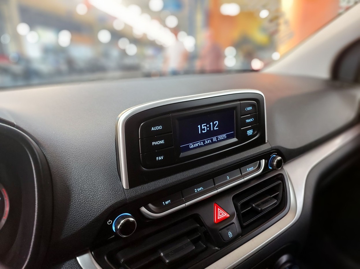 Car Image 10