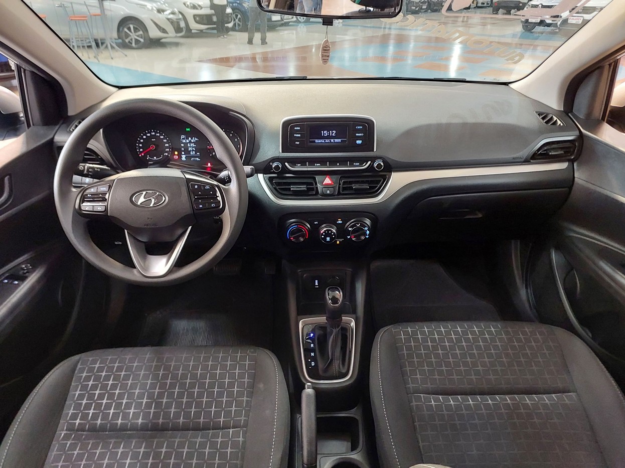 Car Image 12