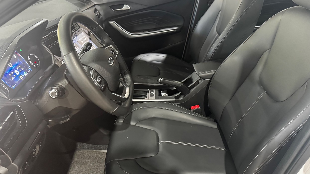 Car Image 7