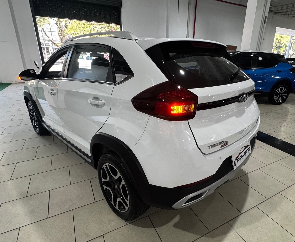 Car Image 13