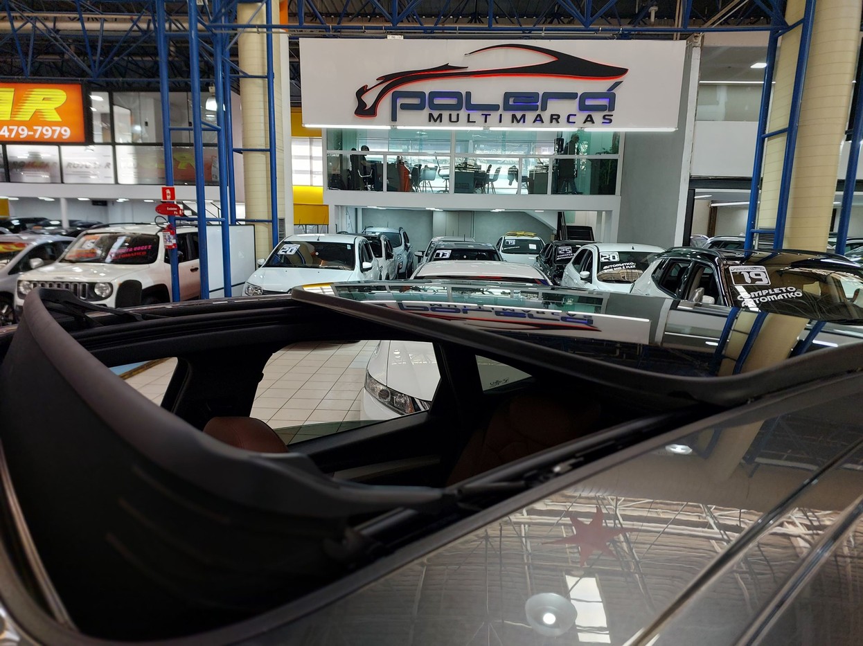 Car Image 14