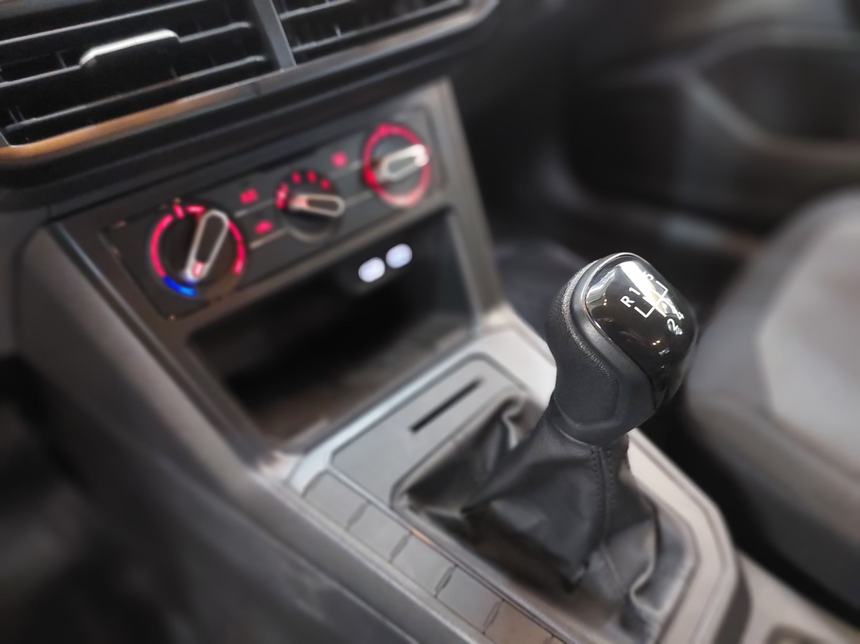 Car Image 10