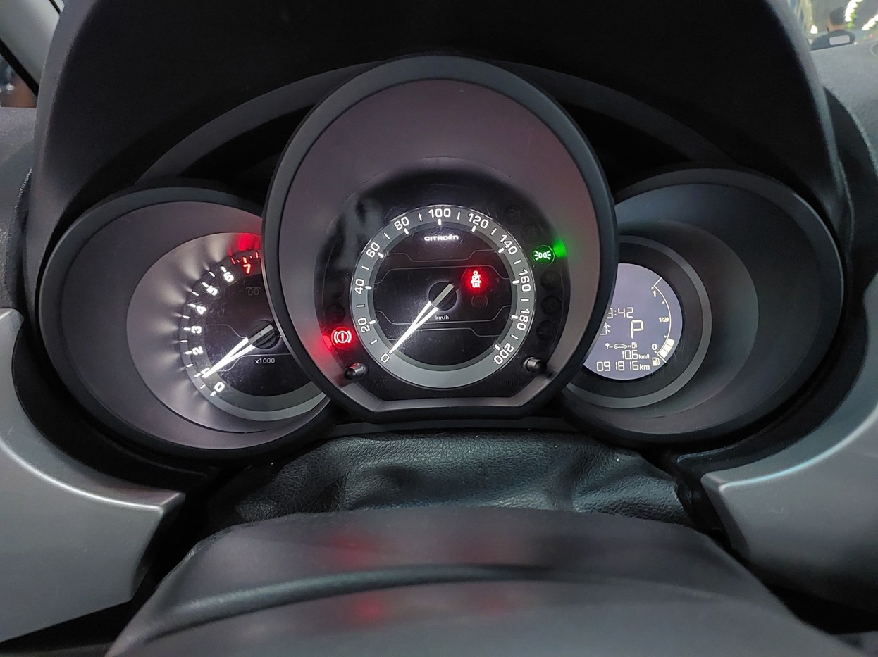 Car Image 11