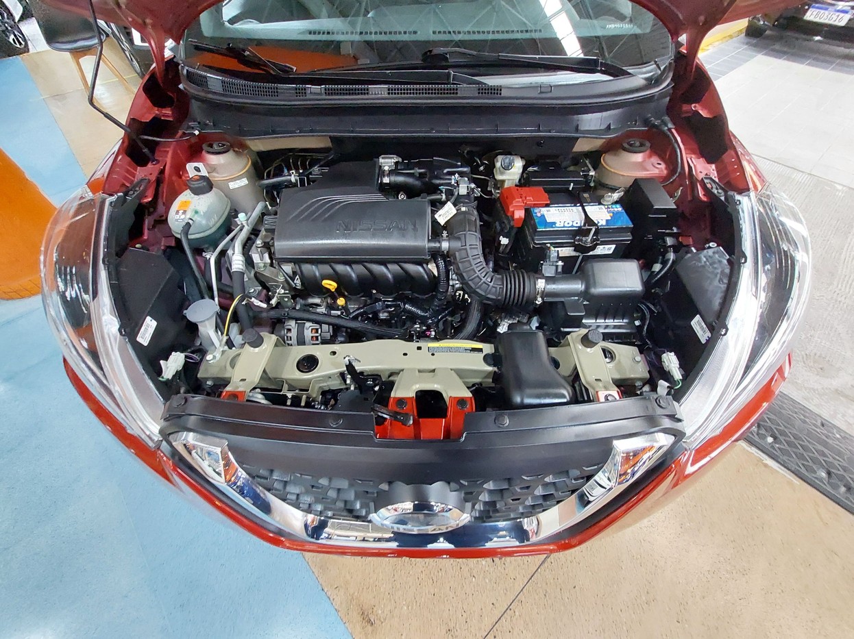 Car Image 17