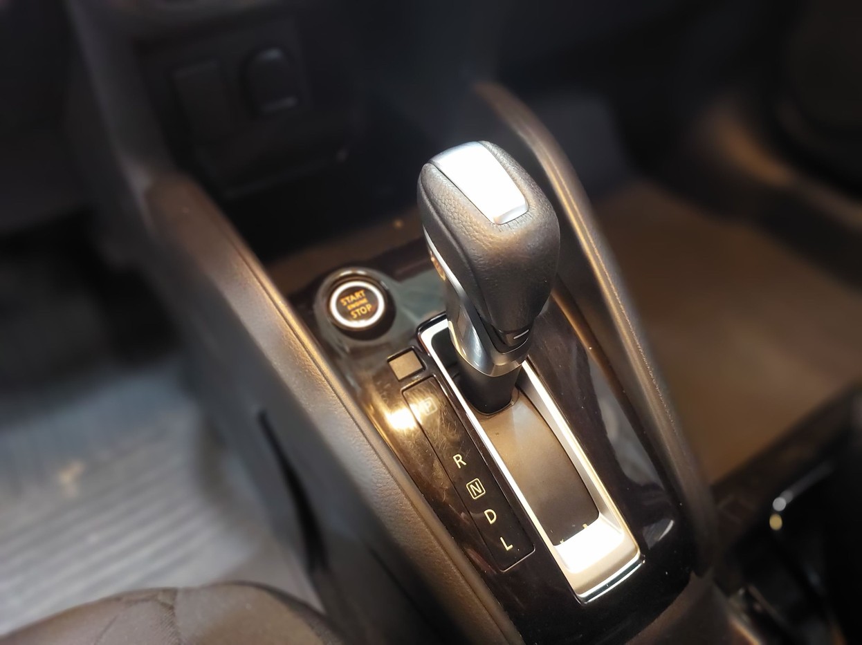 Car Image 11