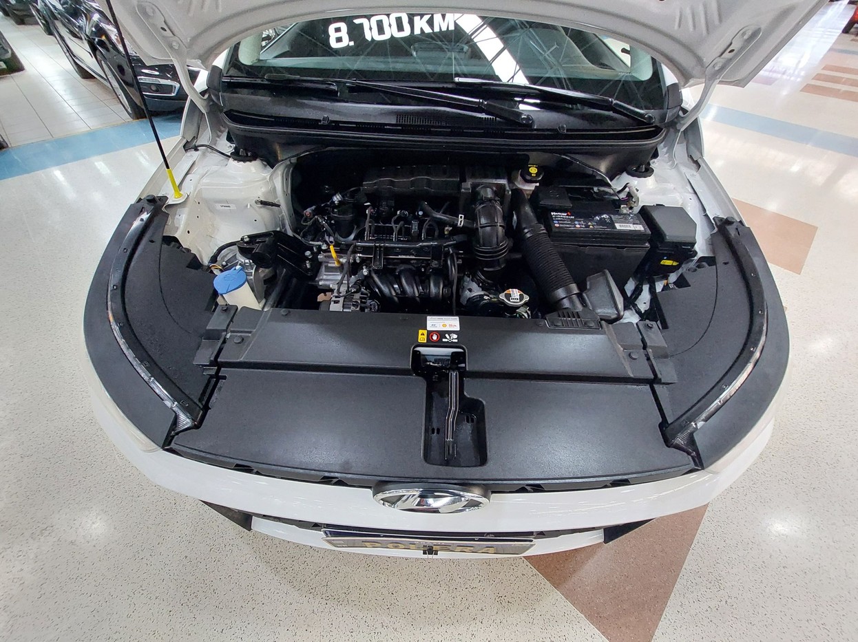 Car Image 17