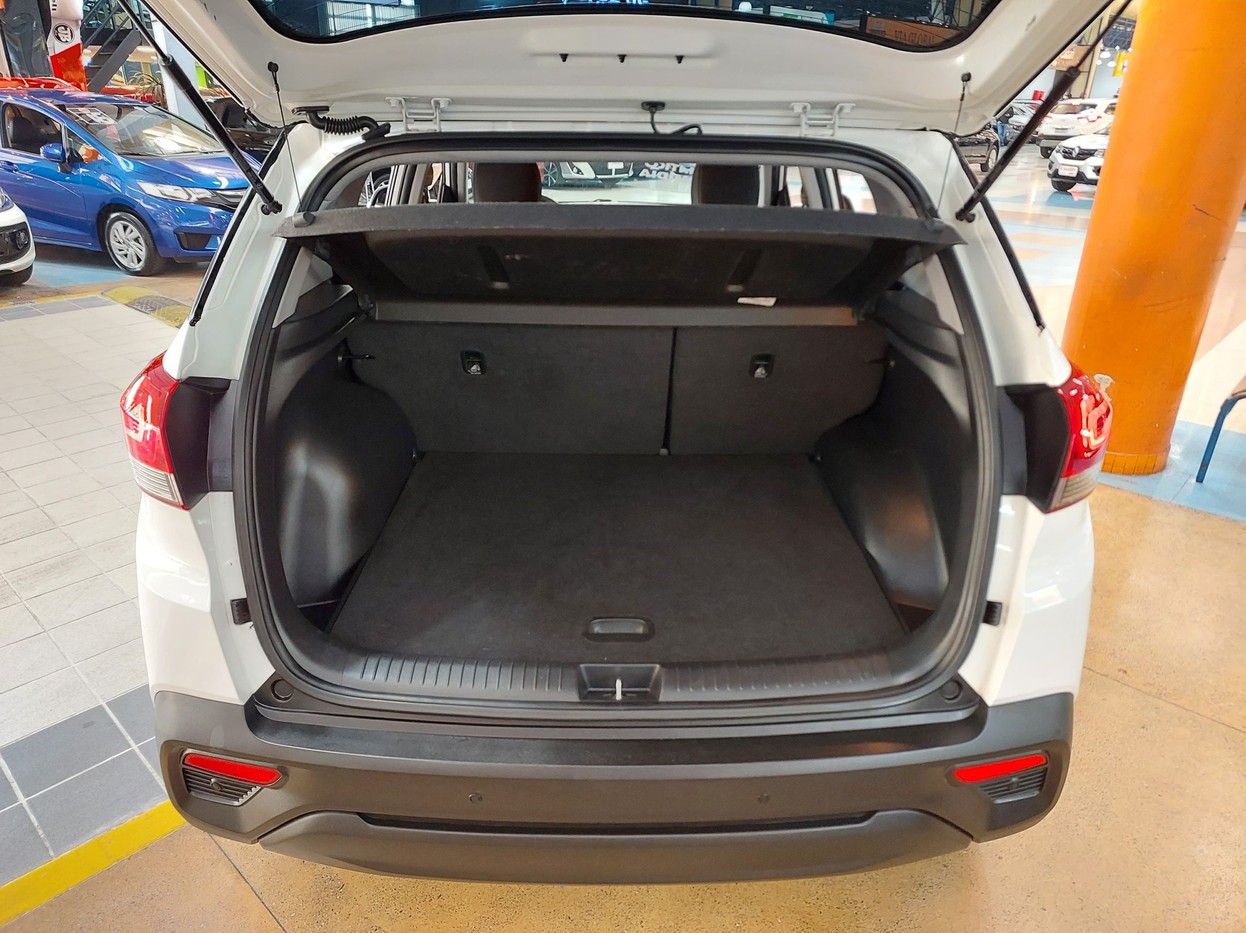 Car Image 16