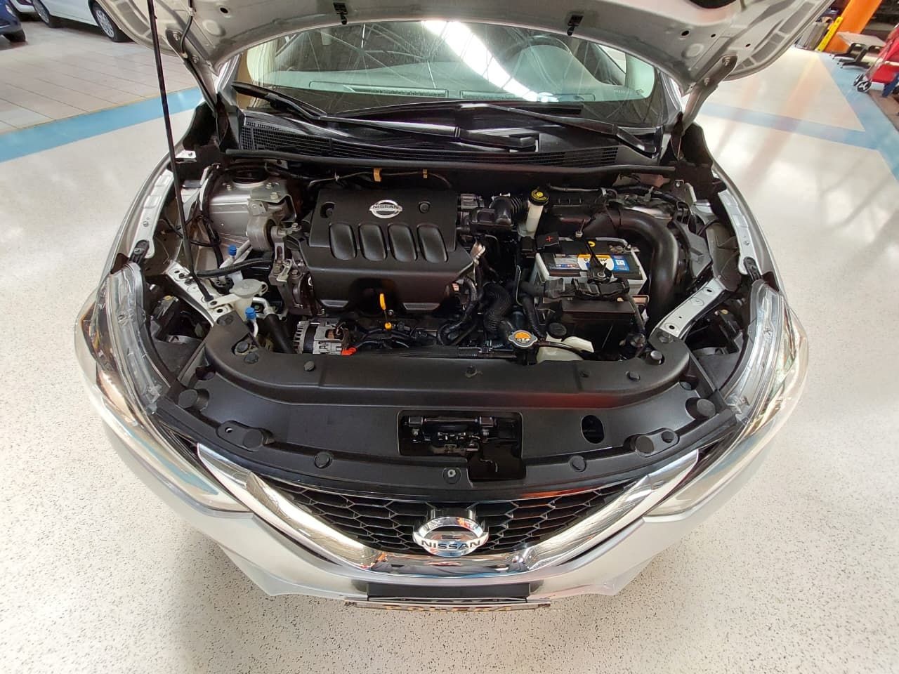 Car Image 16