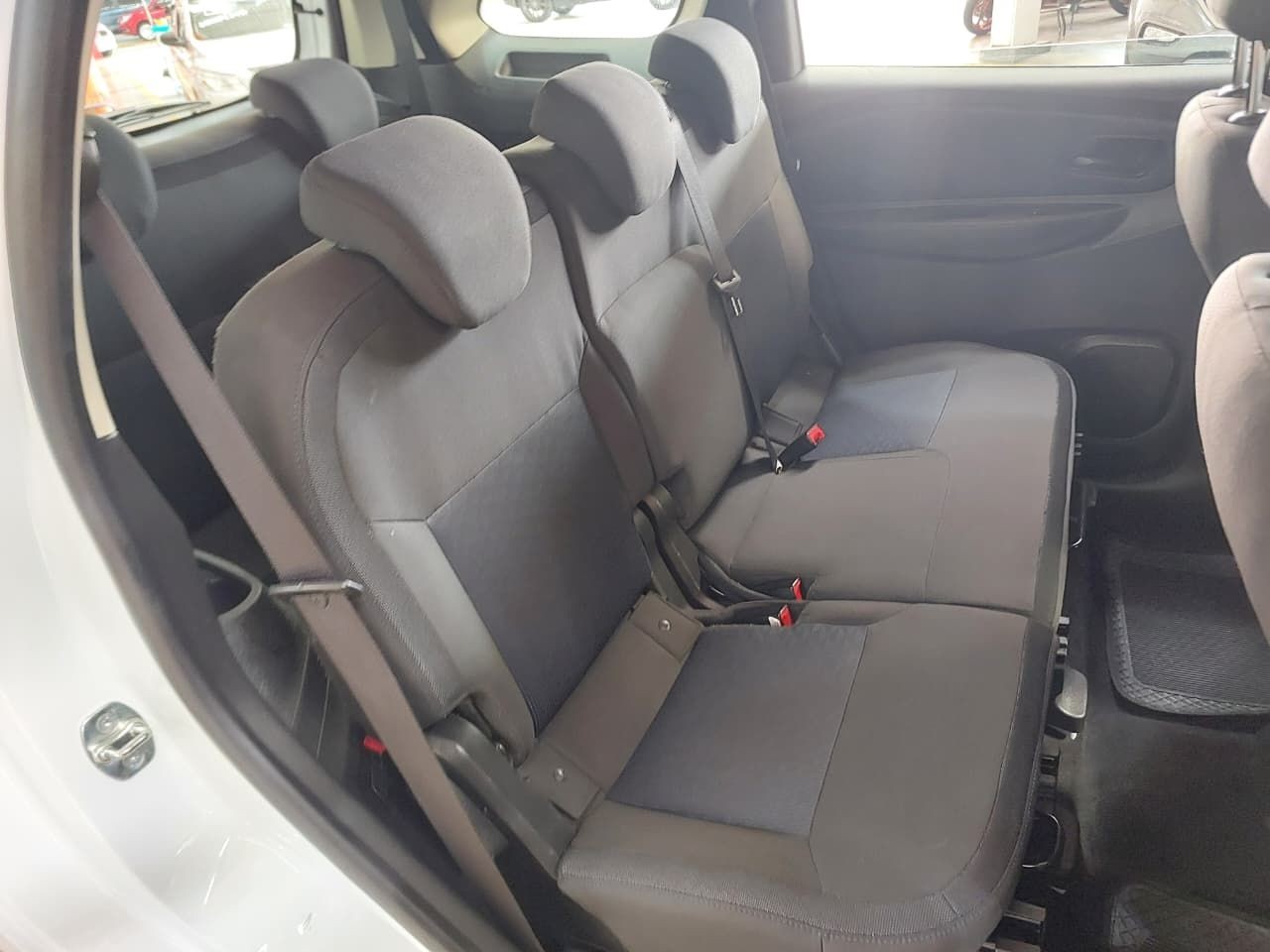 Car Image 15