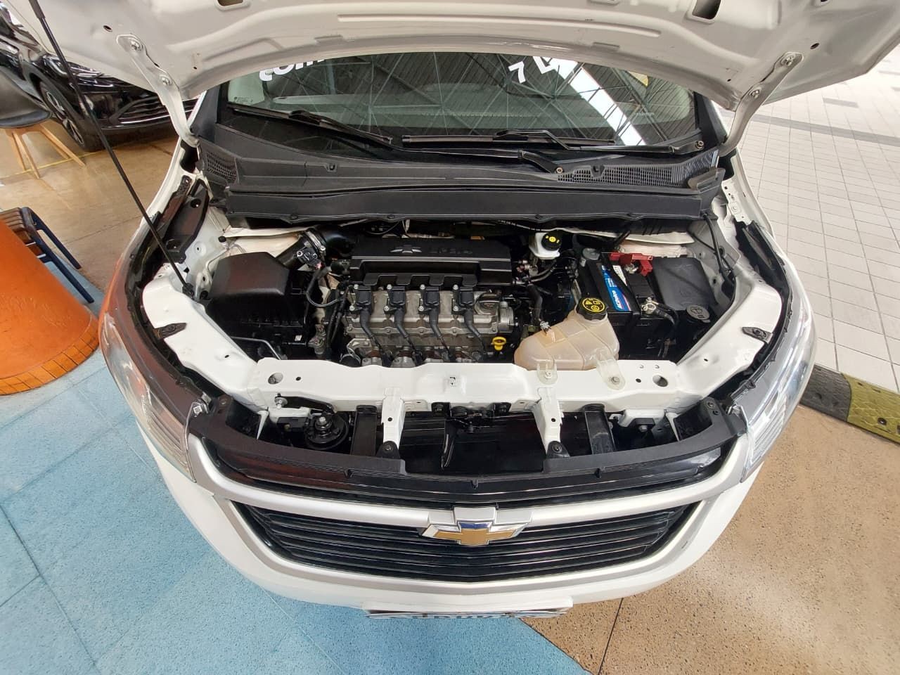 Car Image 18