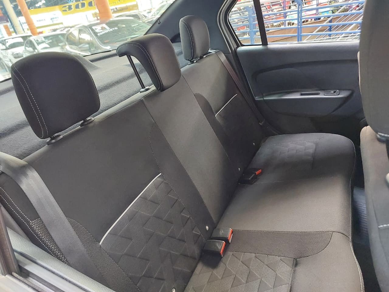 RENAULT LOGAN 1.0 12V SCE ZEN