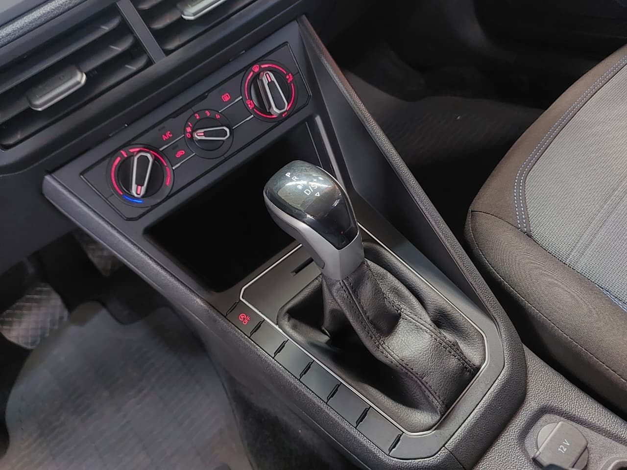 VOLKSWAGEN NIVUS 1.0 200 TSI TOTAL COMFORTLINE