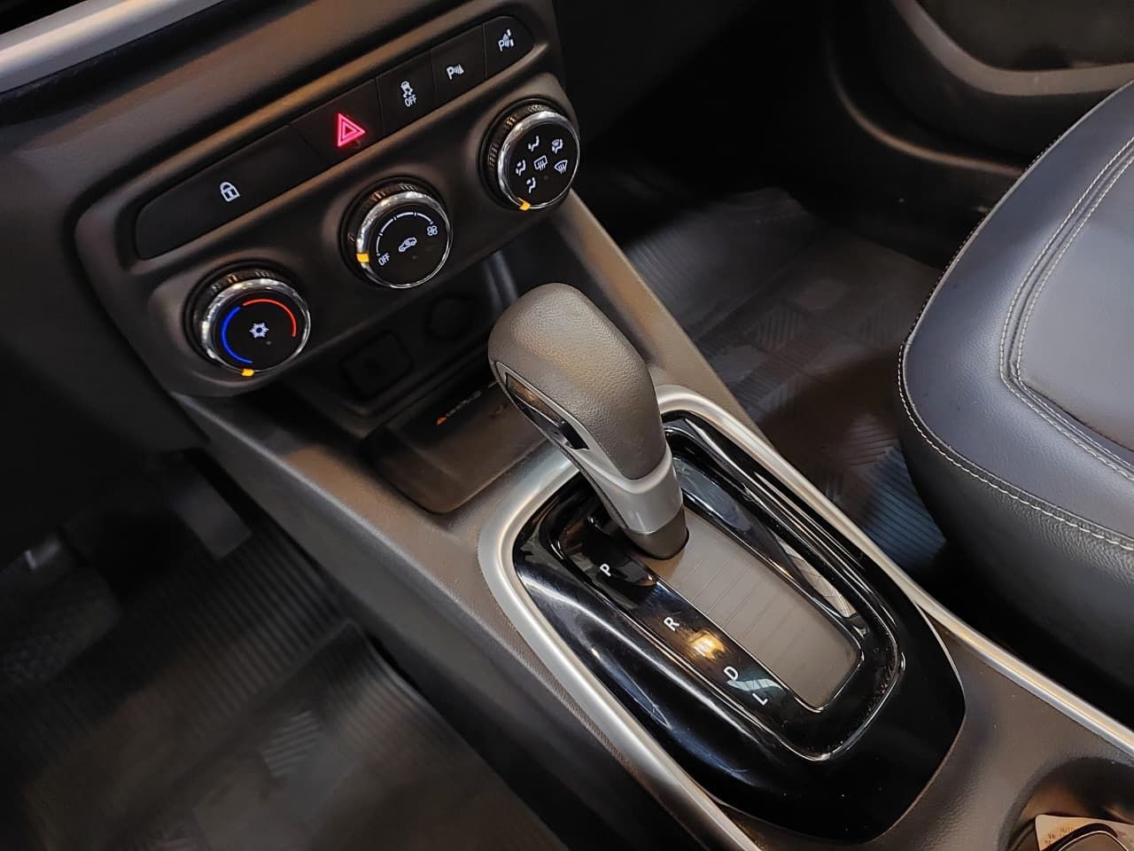 CHEVROLET TRACKER