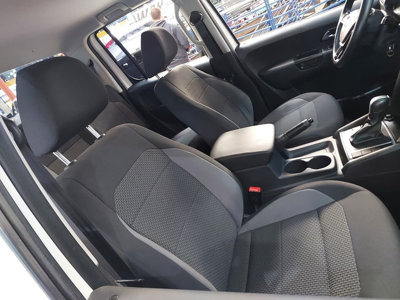 VOLKSWAGEN AMAROK