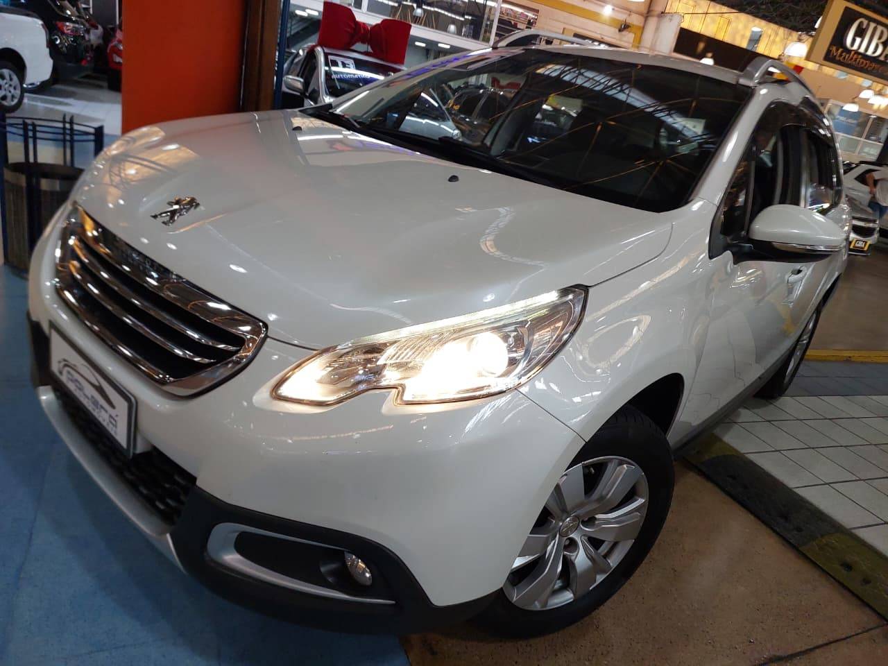 PEUGEOT 2008
