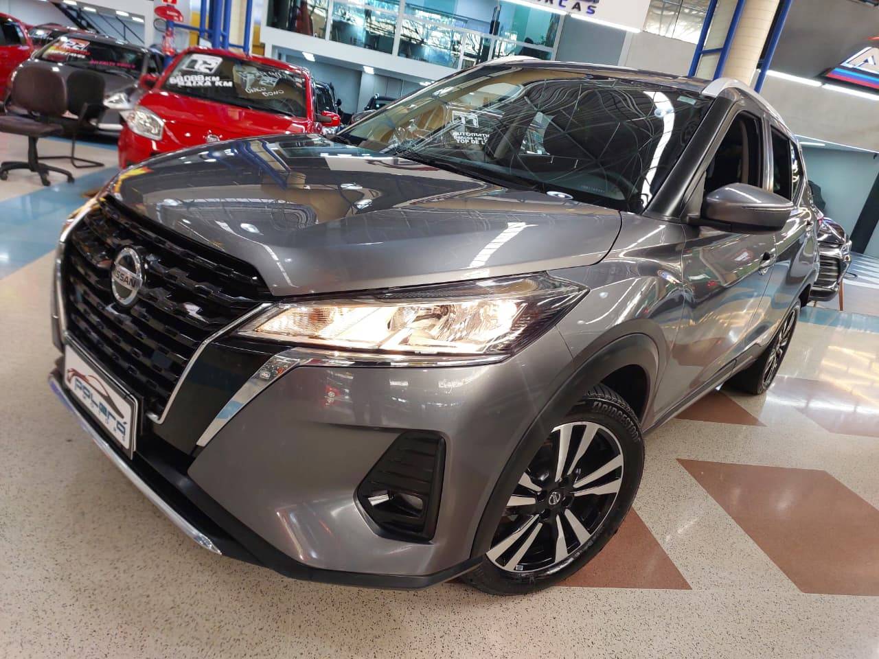 NISSAN KICKS