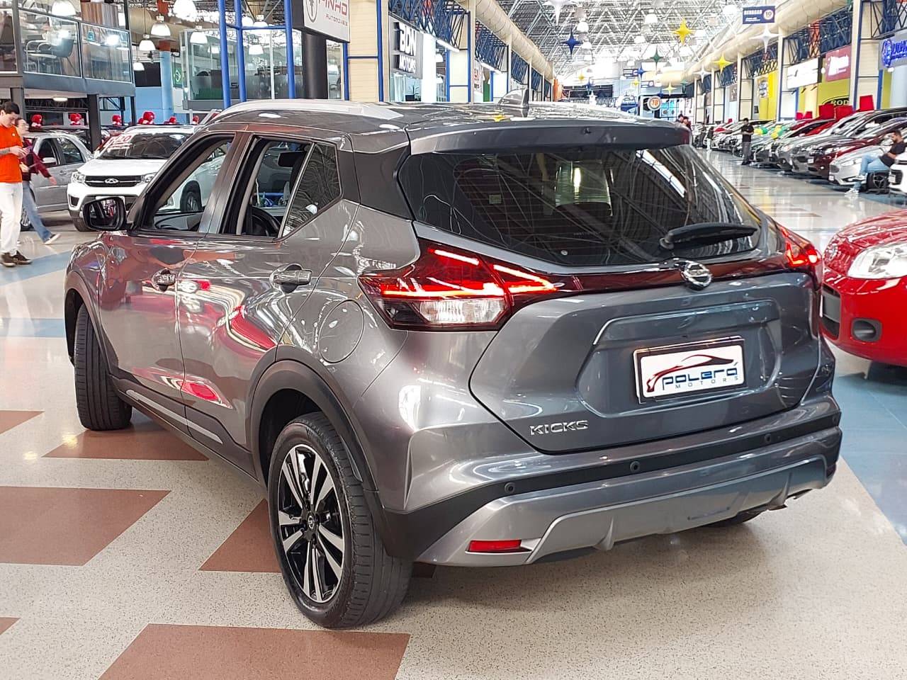 NISSAN KICKS