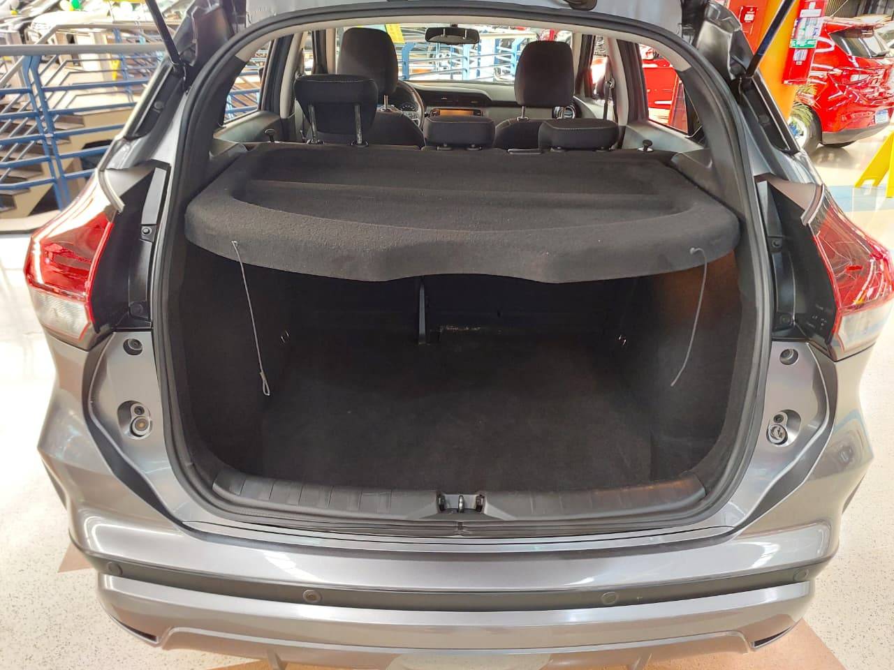 NISSAN KICKS