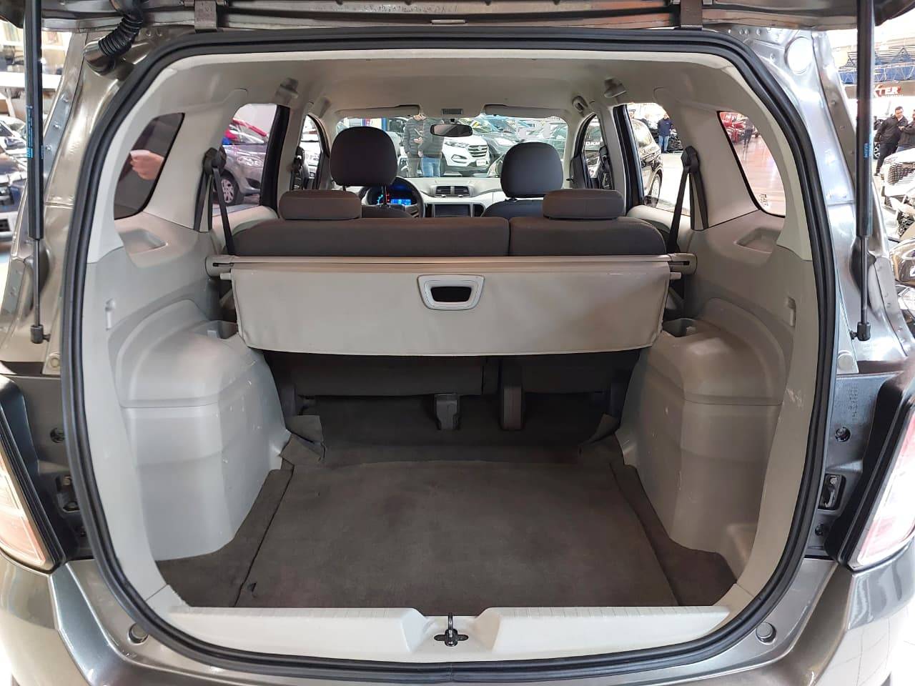 CHEVROLET SPIN