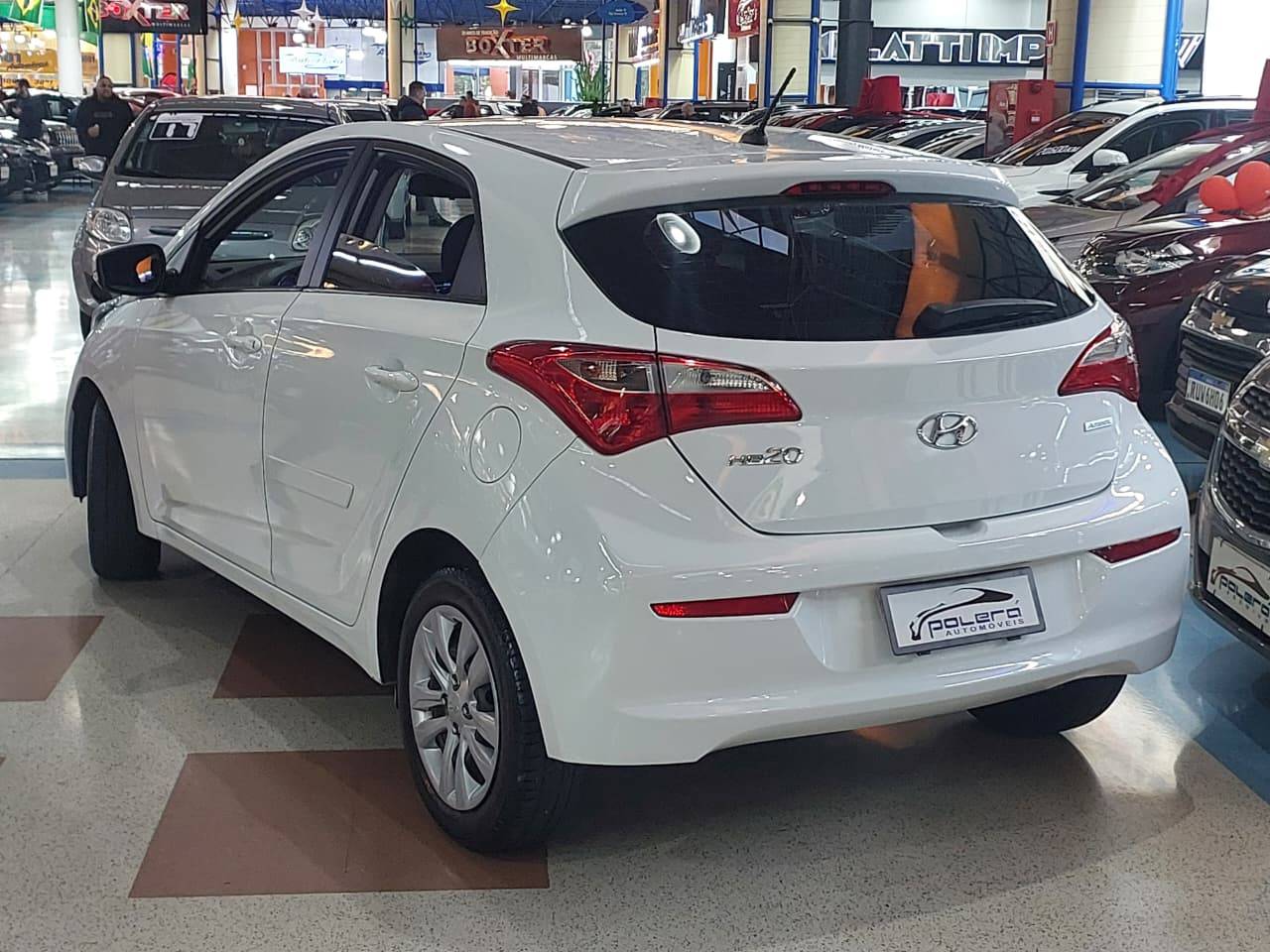 HYUNDAI HB20