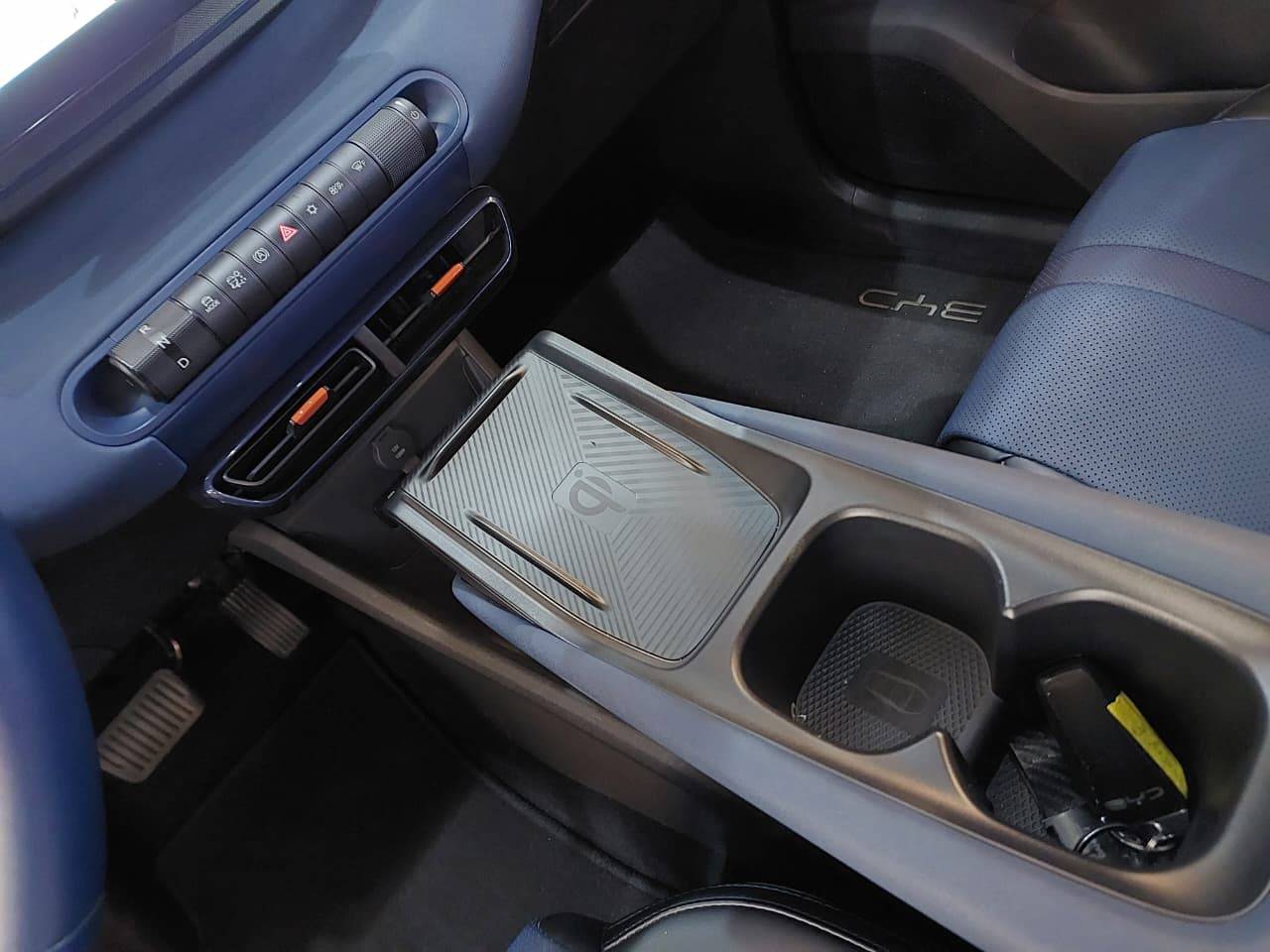 BYD DOLPHIN MINI