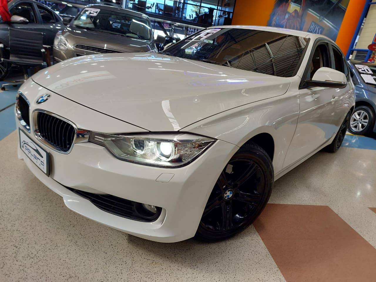 BMW 320i