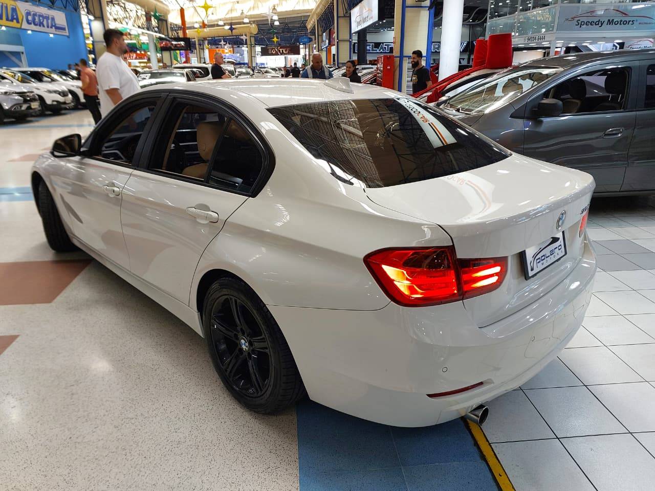 BMW 320i