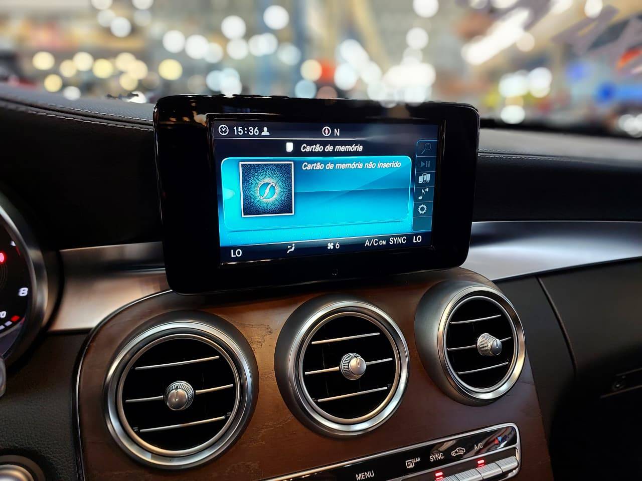 MERCEDES-BENZ C 180