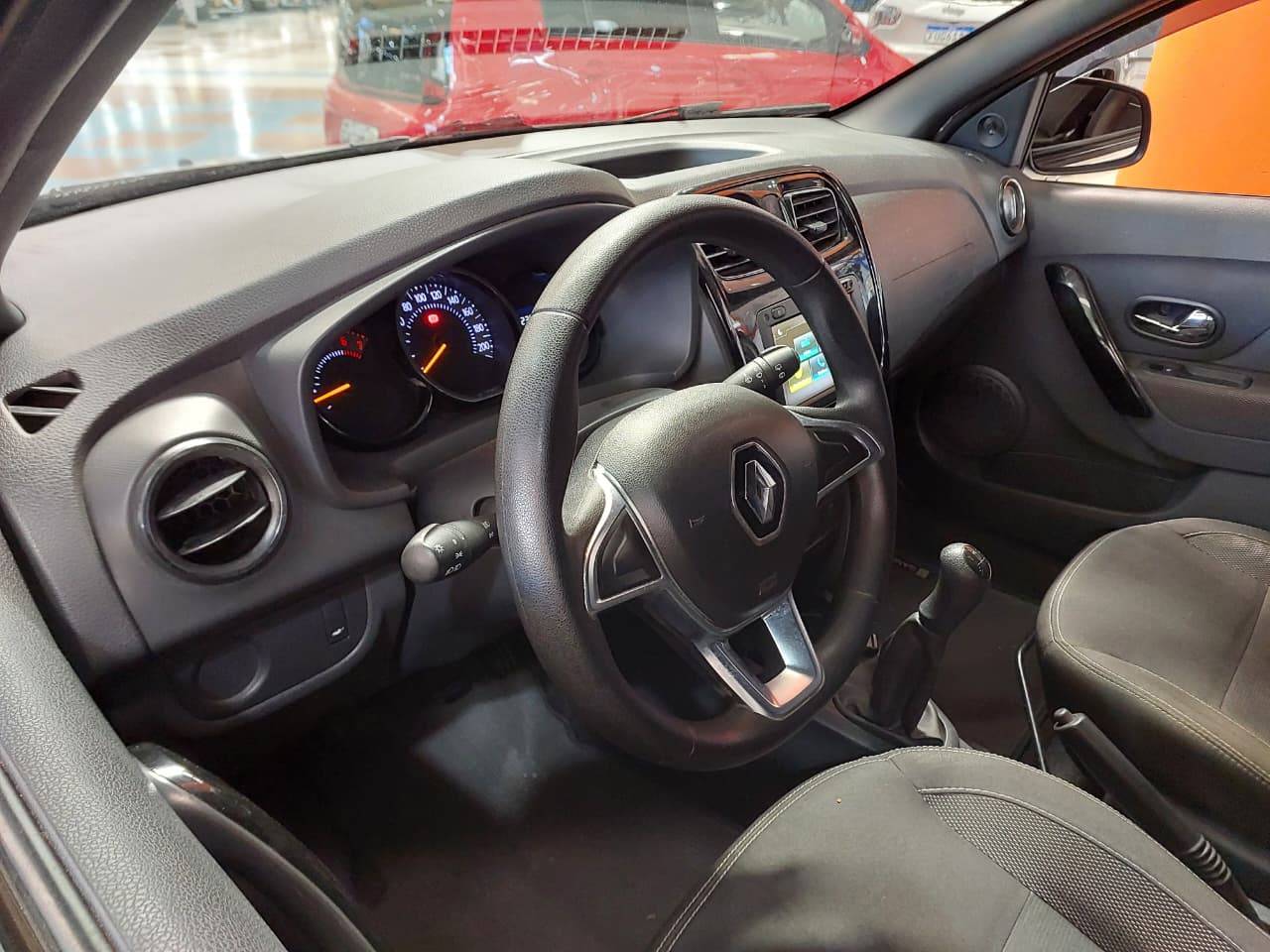 RENAULT SANDERO