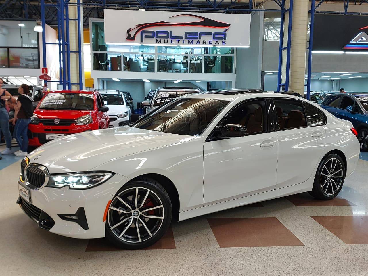 BMW 320i