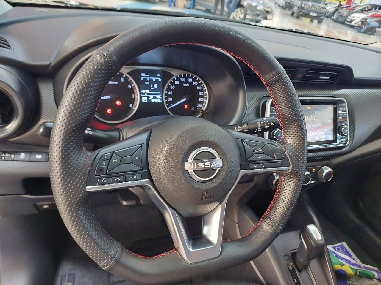 NISSAN KICKS