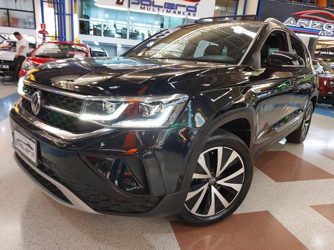 VOLKSWAGEN TAOS