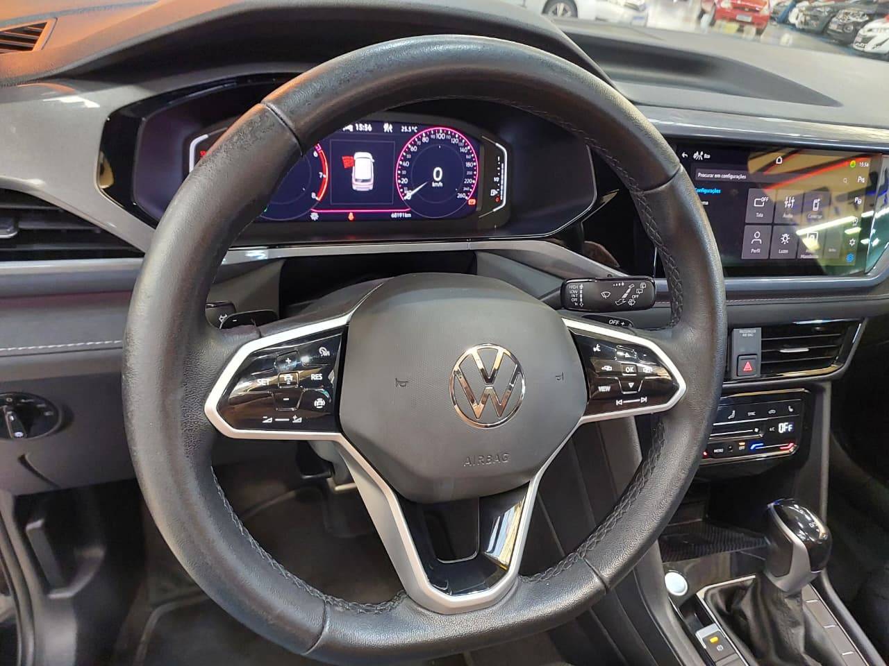 VOLKSWAGEN TAOS