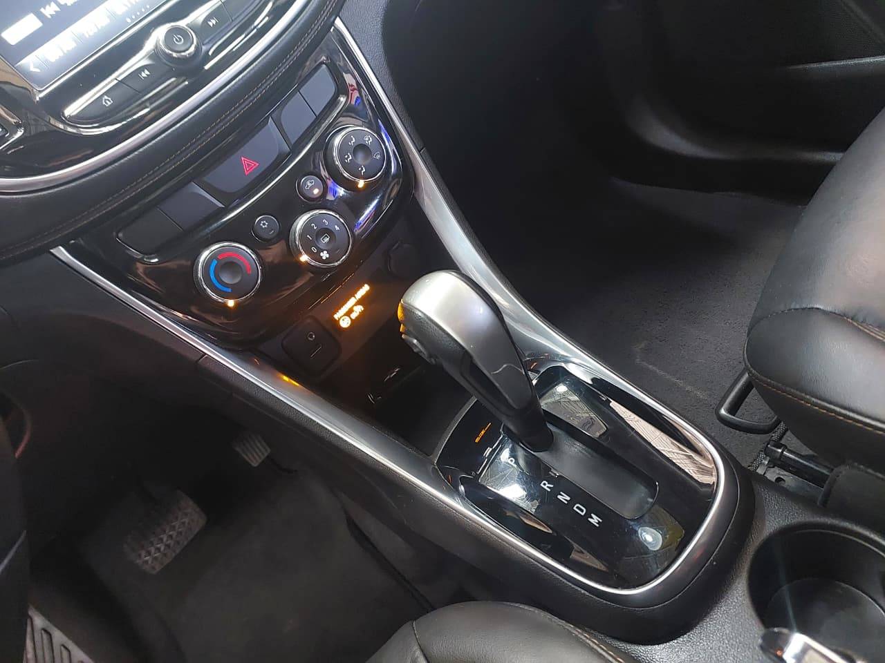 CHEVROLET TRACKER