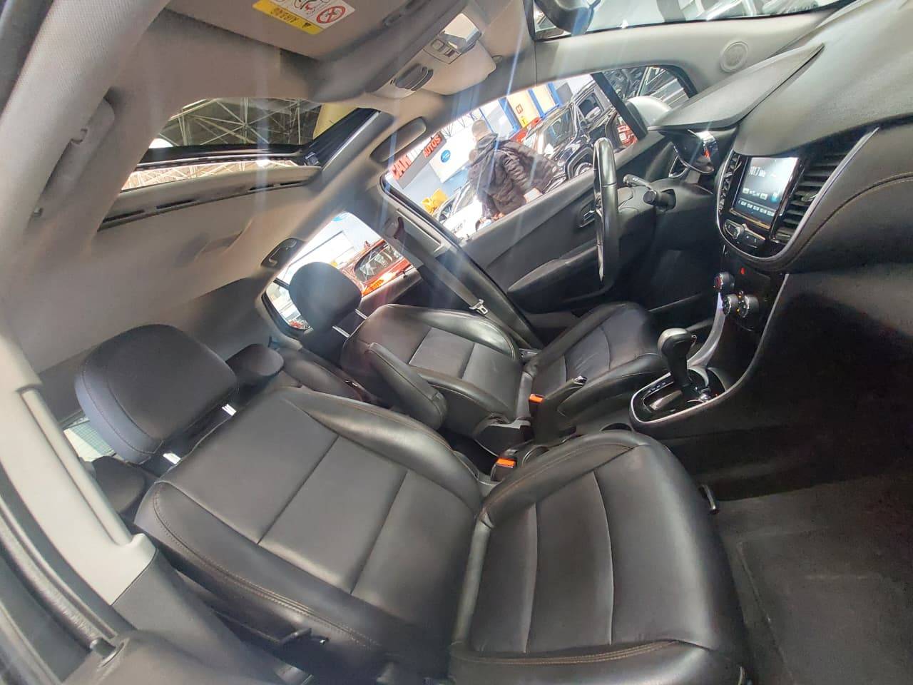CHEVROLET TRACKER