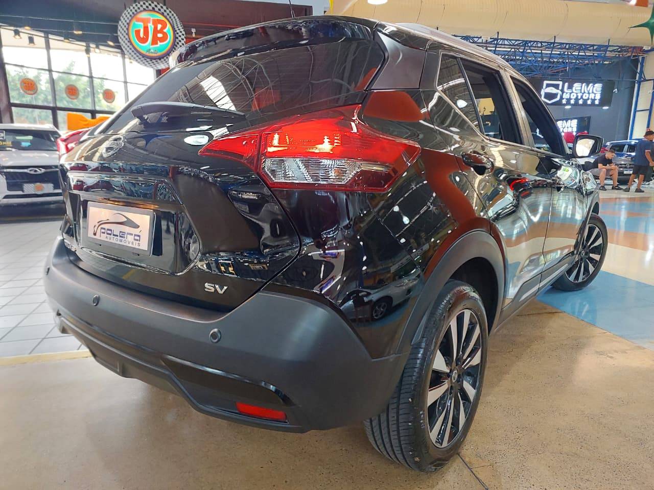 NISSAN KICKS