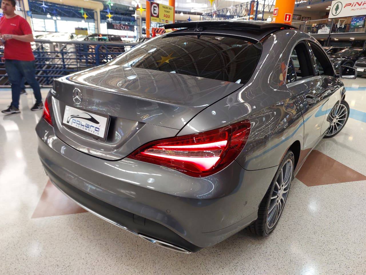 MERCEDES-BENZ CLA 200