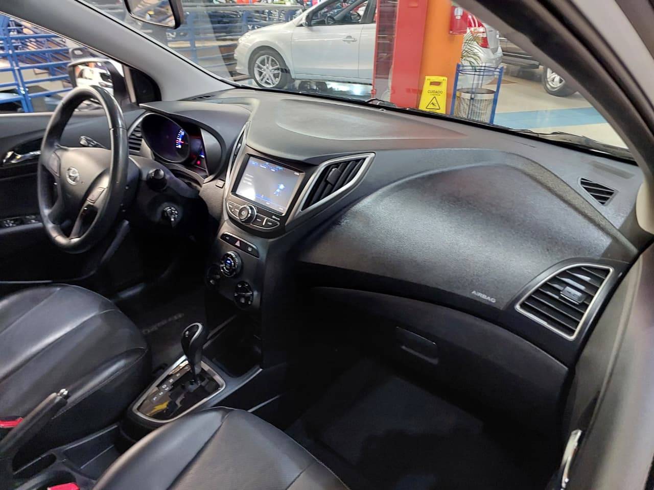 HYUNDAI HB20X
