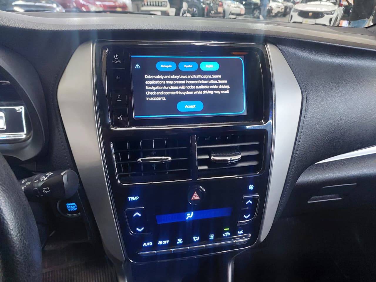 TOYOTA YARIS
