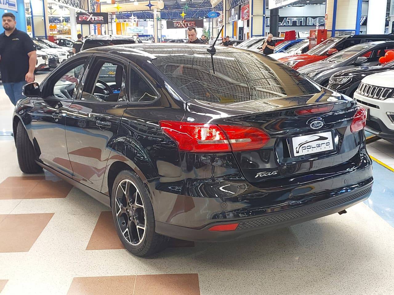 FORD FOCUS