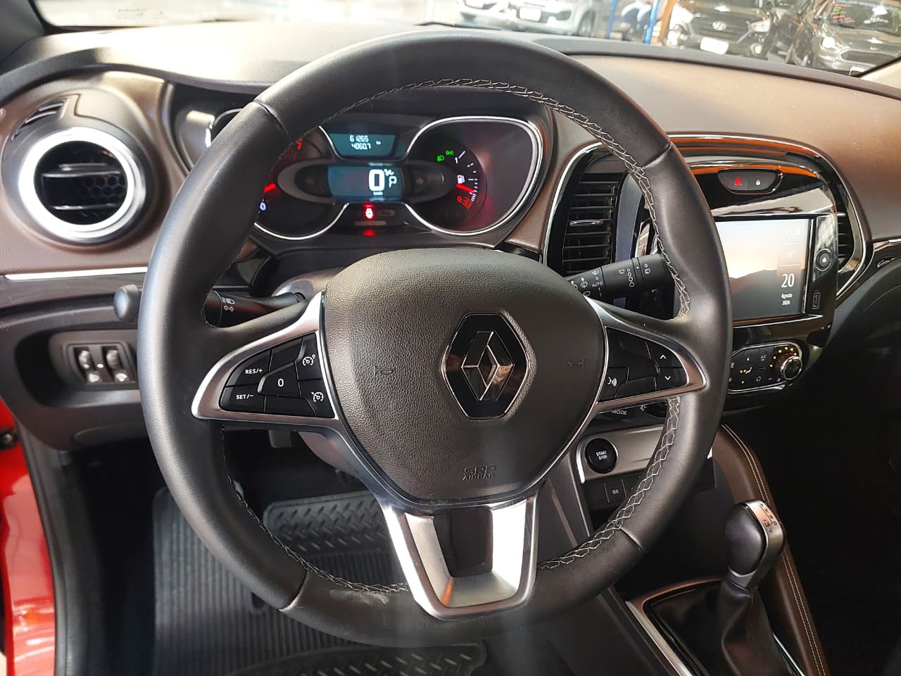 RENAULT CAPTUR