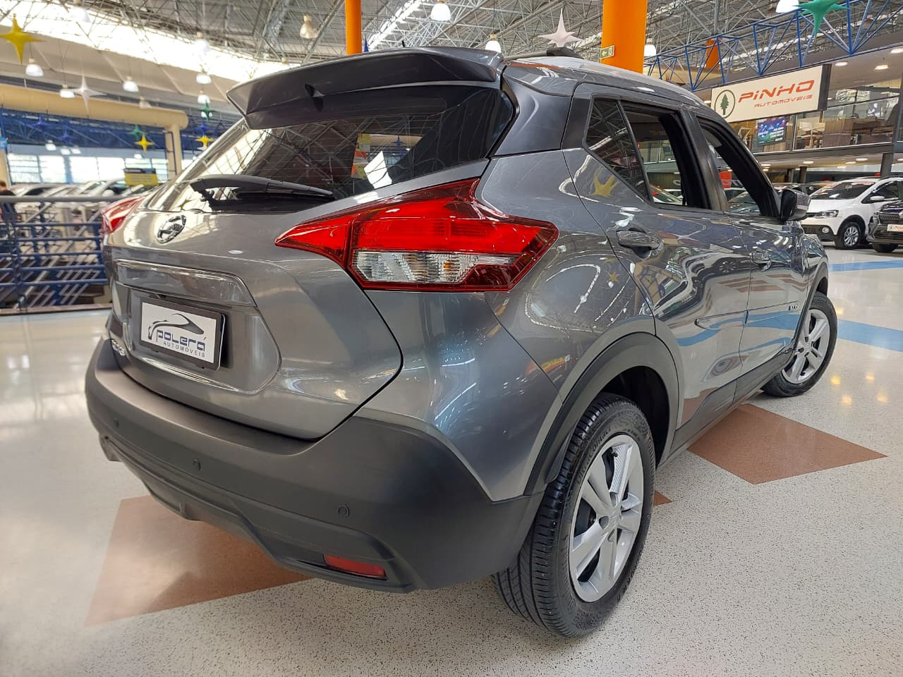 NISSAN KICKS